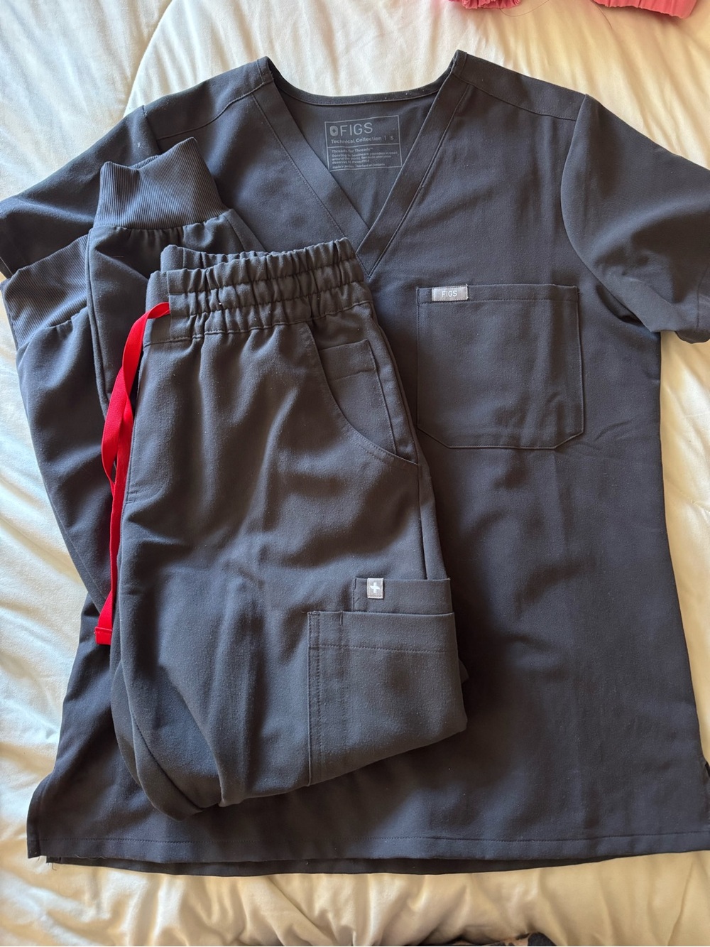 Figs charcoal scrub set